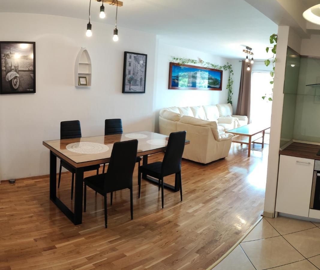 Apartments M&M Makarska Buitenkant foto