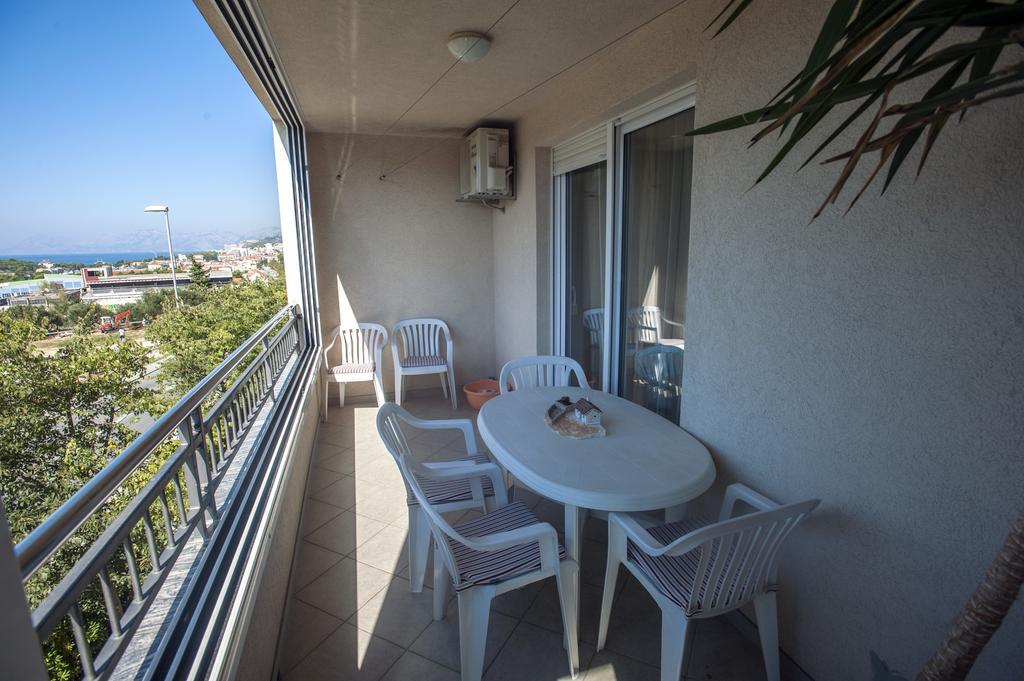 Apartments M&M Makarska Buitenkant foto